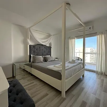 2 Bedroom , 2 Bathroom Octavius 64 By Myguest Cyprus Apartman *