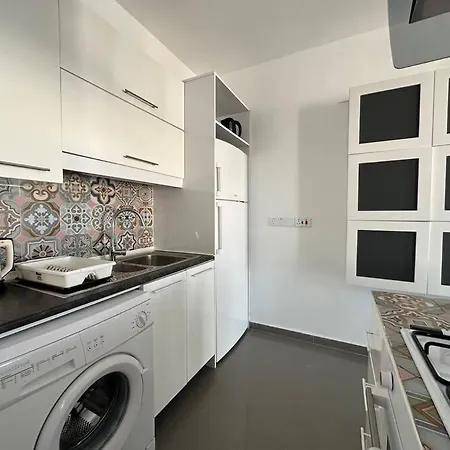 2 Bedroom , 2 Bathroom Octavius 64 By Myguest Cyprus *